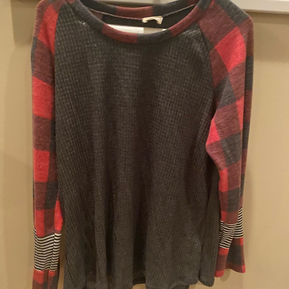 Buffalo plaid never worn holiday long sleeve tee size large